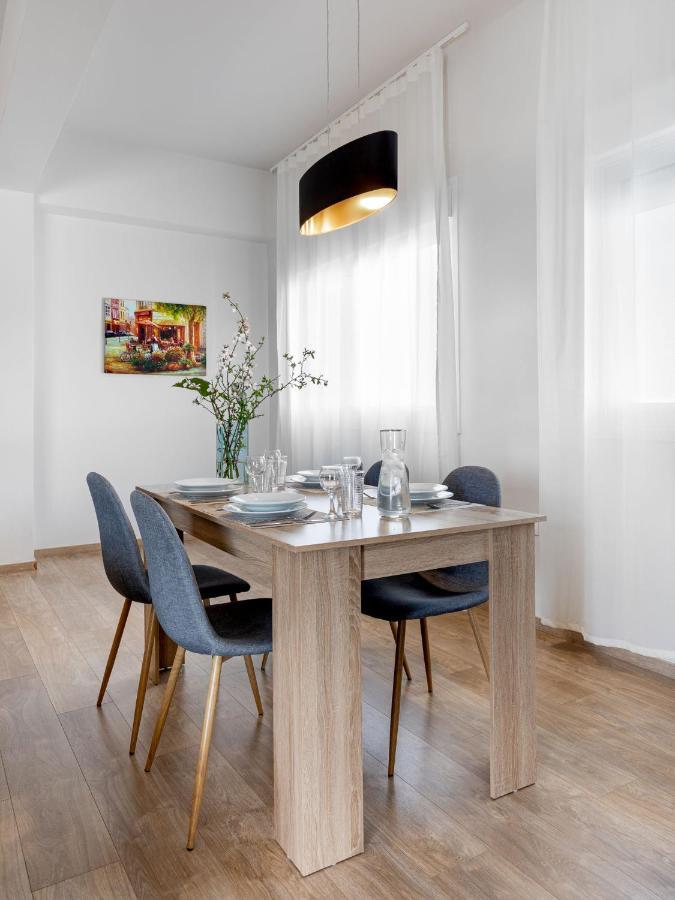 Thisean Modern Suites By Athens Stay ภายนอก รูปภาพ